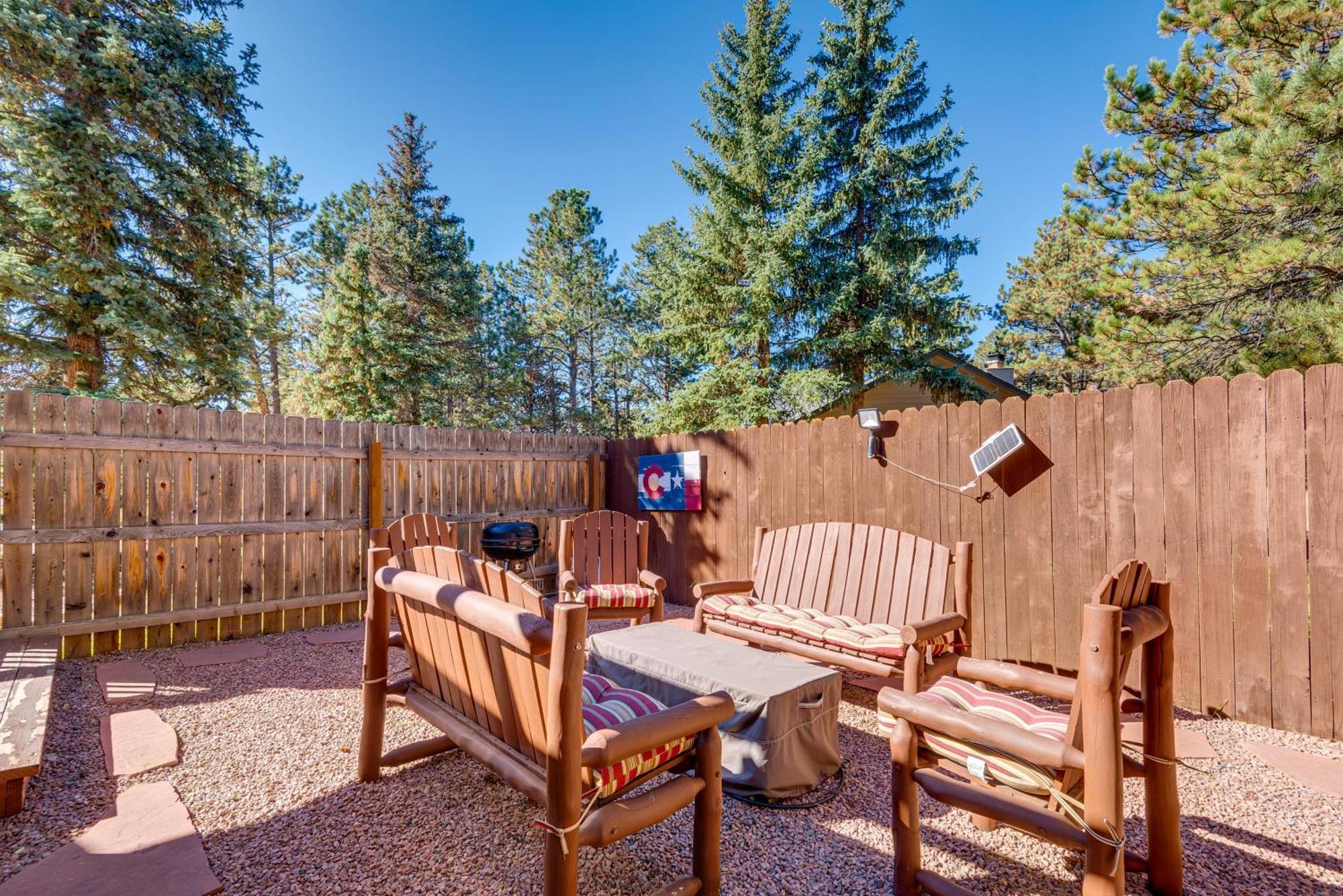 Villa Peaceful Getaway With Private Hot Tub And Mtn Views! à Woodland Park Extérieur photo